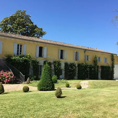 Sublime Chateau Avec Piscine, Proche De Bordeaux Izon