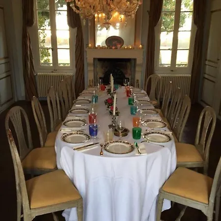 Villa Sublime Chateau Avec Piscine, Proche De Bordeaux Izon
